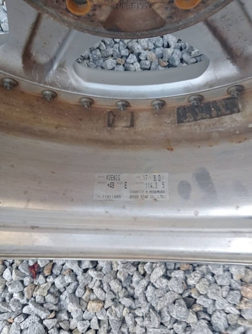 ケーニッヒ　17インチ　２本