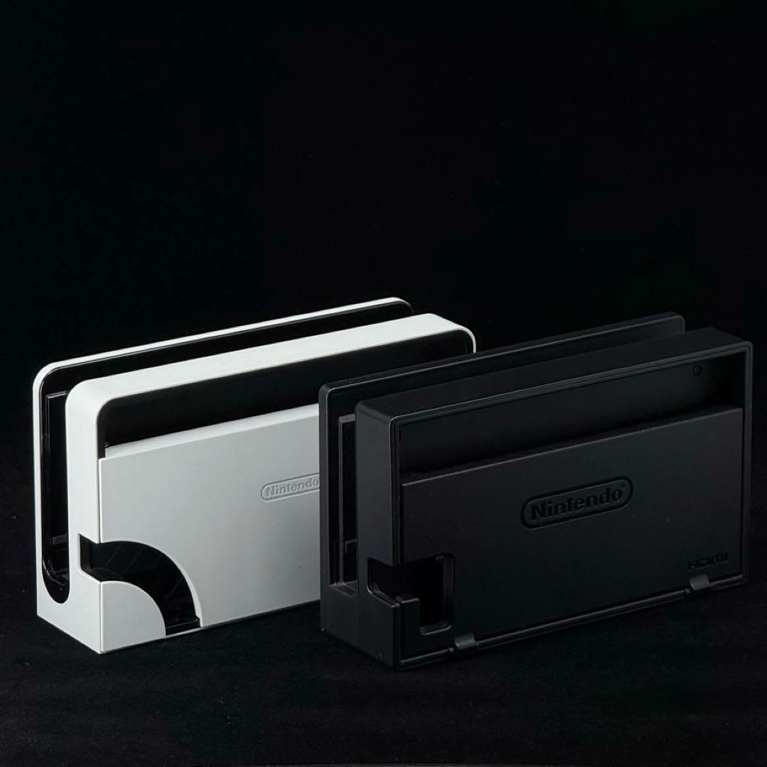Nintendo Switch 本体セット＋ドック2つ＋Joy-Con3セット