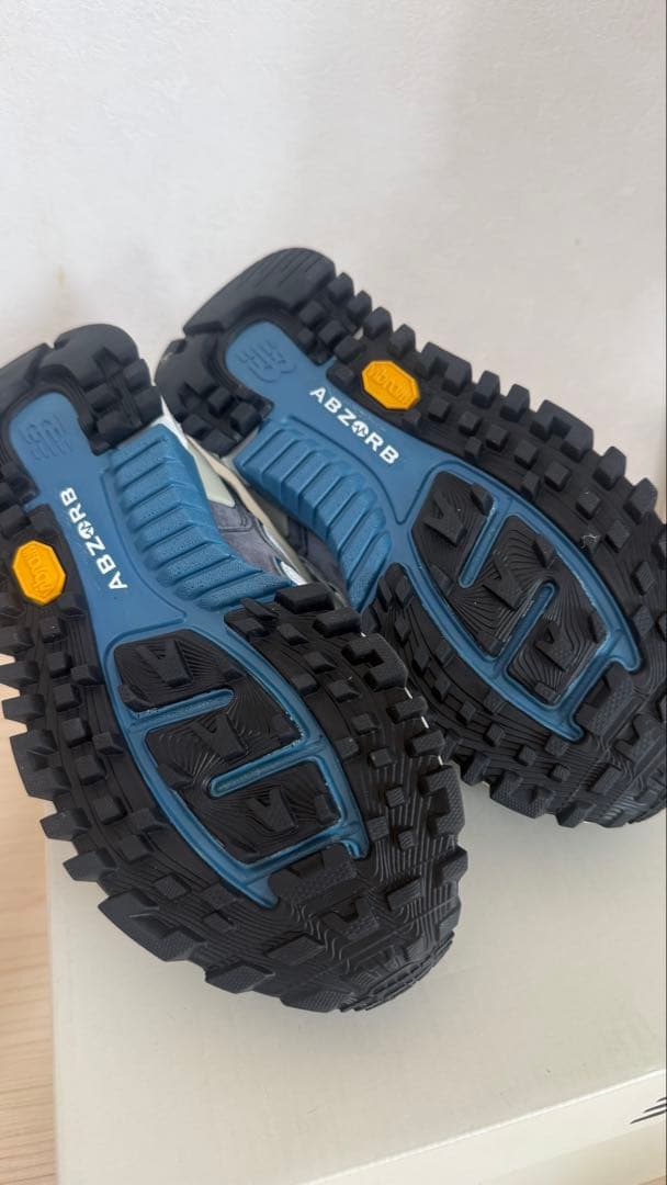 【新品未使用・試着なし】ニューバランス MS1300GG 23.5cm 箱タグ付