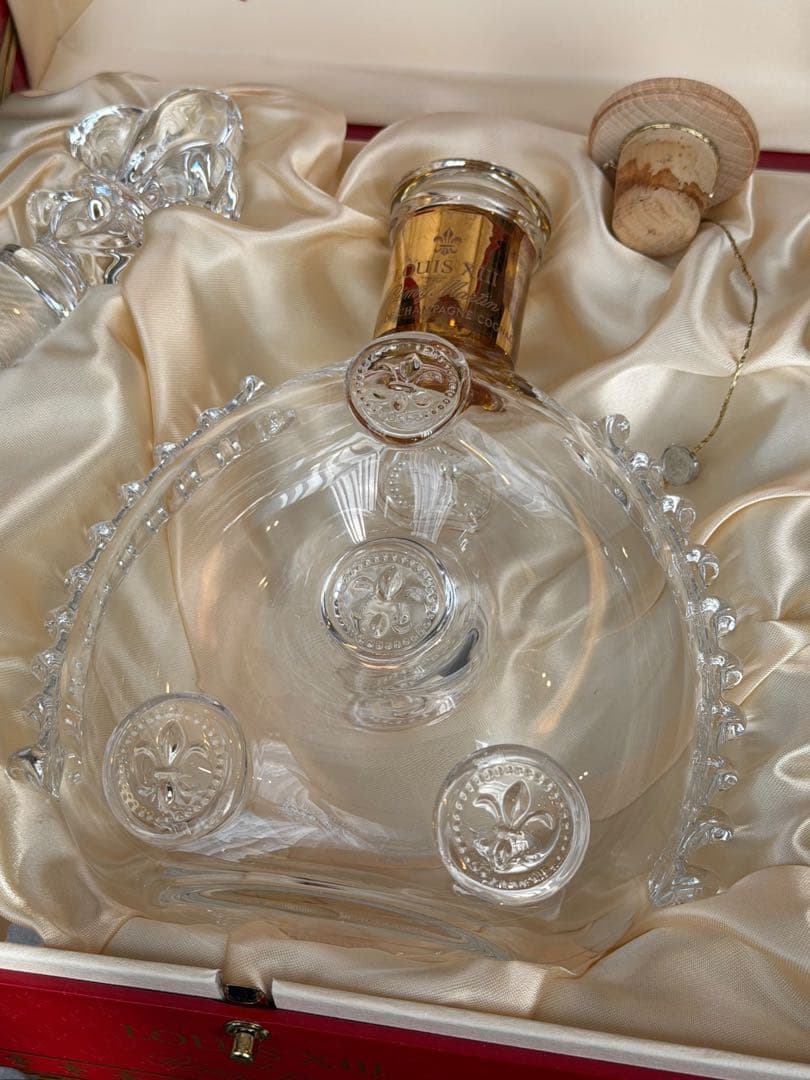 【極美品・バカラ社製】レミーマルタン ルイ13世 空瓶＆専用ボックスセット