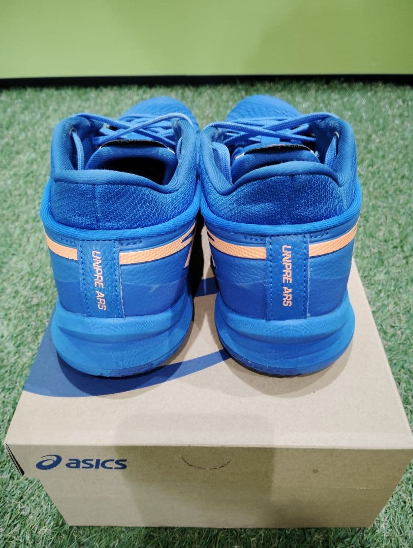 asics アンプレアルスlow 限定カラー ブルー