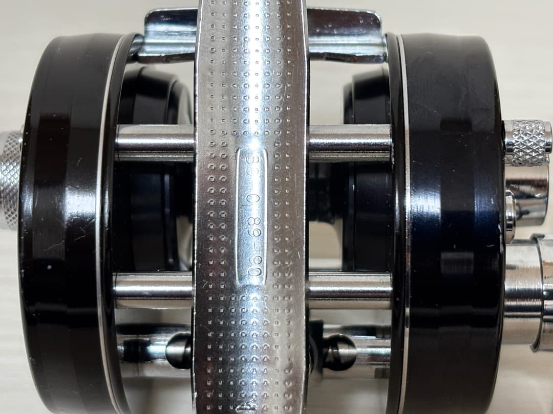 アンバサダー2500C Black Special サイモンシモムラハンドル付