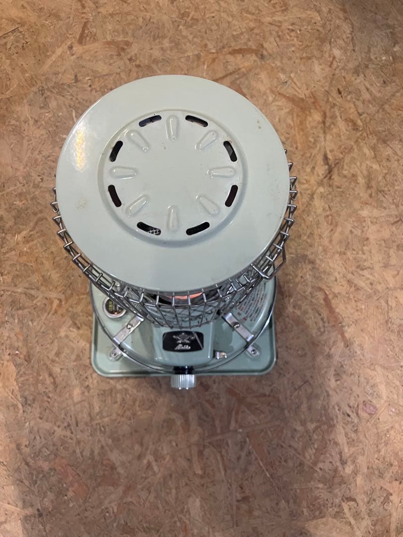 【GUN】アラジンAladdin BF3911 石油ストーブ 2017年製