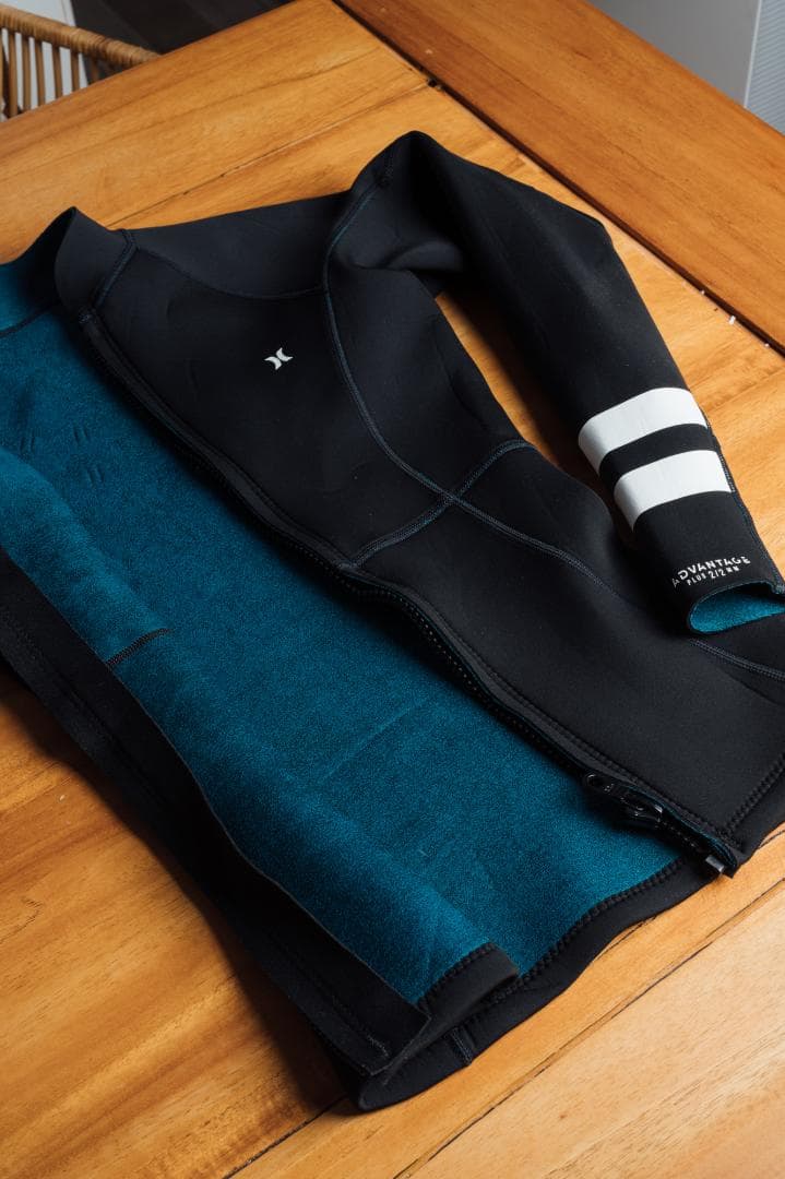 美品 Hurley レディース現行ウェットスーツ上下セット Lサイズ