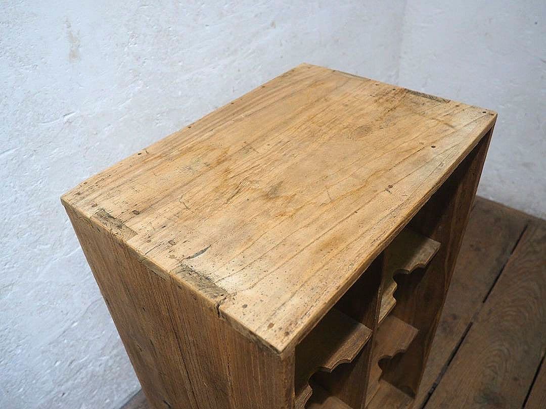 1301 レトロな収納棚　飾り棚　小物入れ　古家具　ケース　ラック　ビンテージ