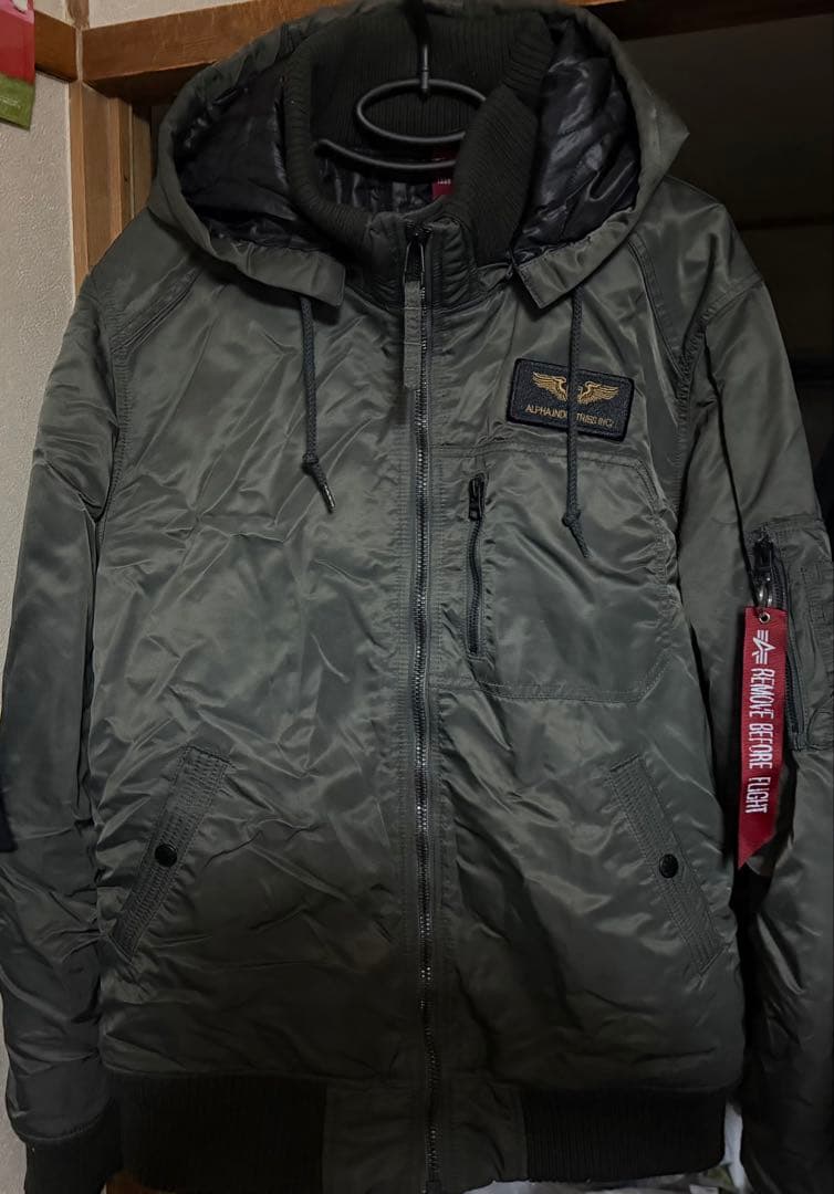 ALPHA INDUSTRIES MA-1ジャケット オリーブグリーン