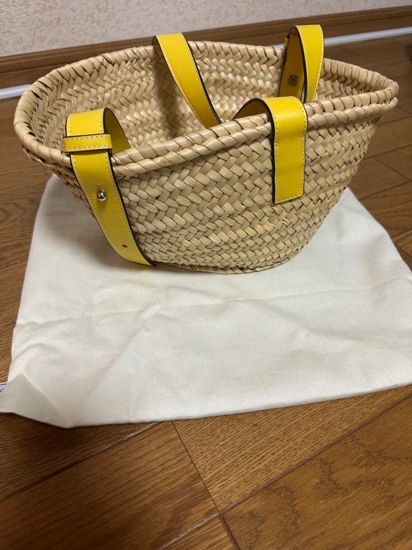 ラブ【LOEWE】ロエベカゴバッグ・スモールサイズ・イエロー