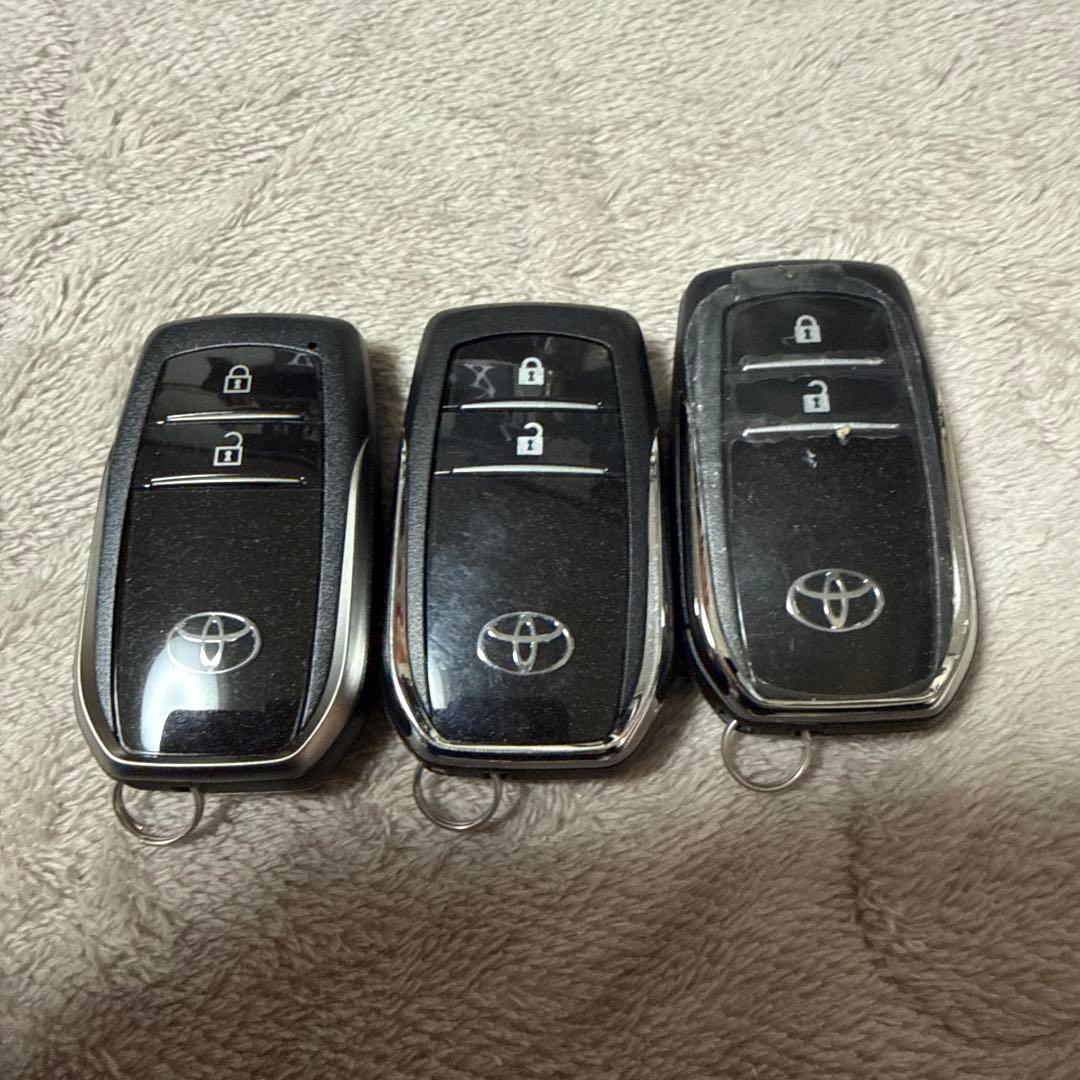 TOYOTA GRヤリス　3個セット　スマートキー　トヨタ