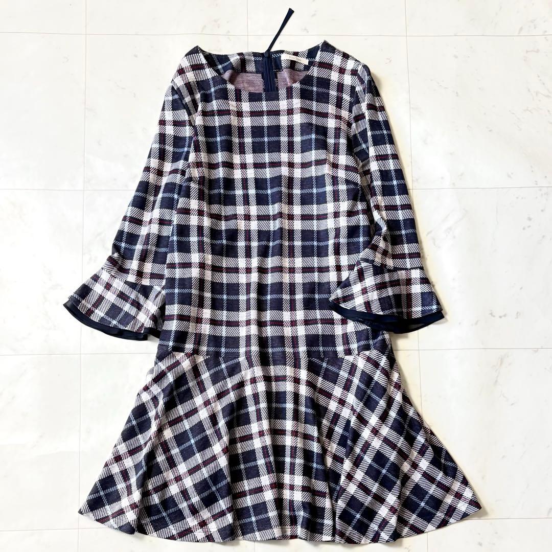 未使用級 ローズティアラ 大きいサイズ46 洗える 紺 チェックワンピース 4L