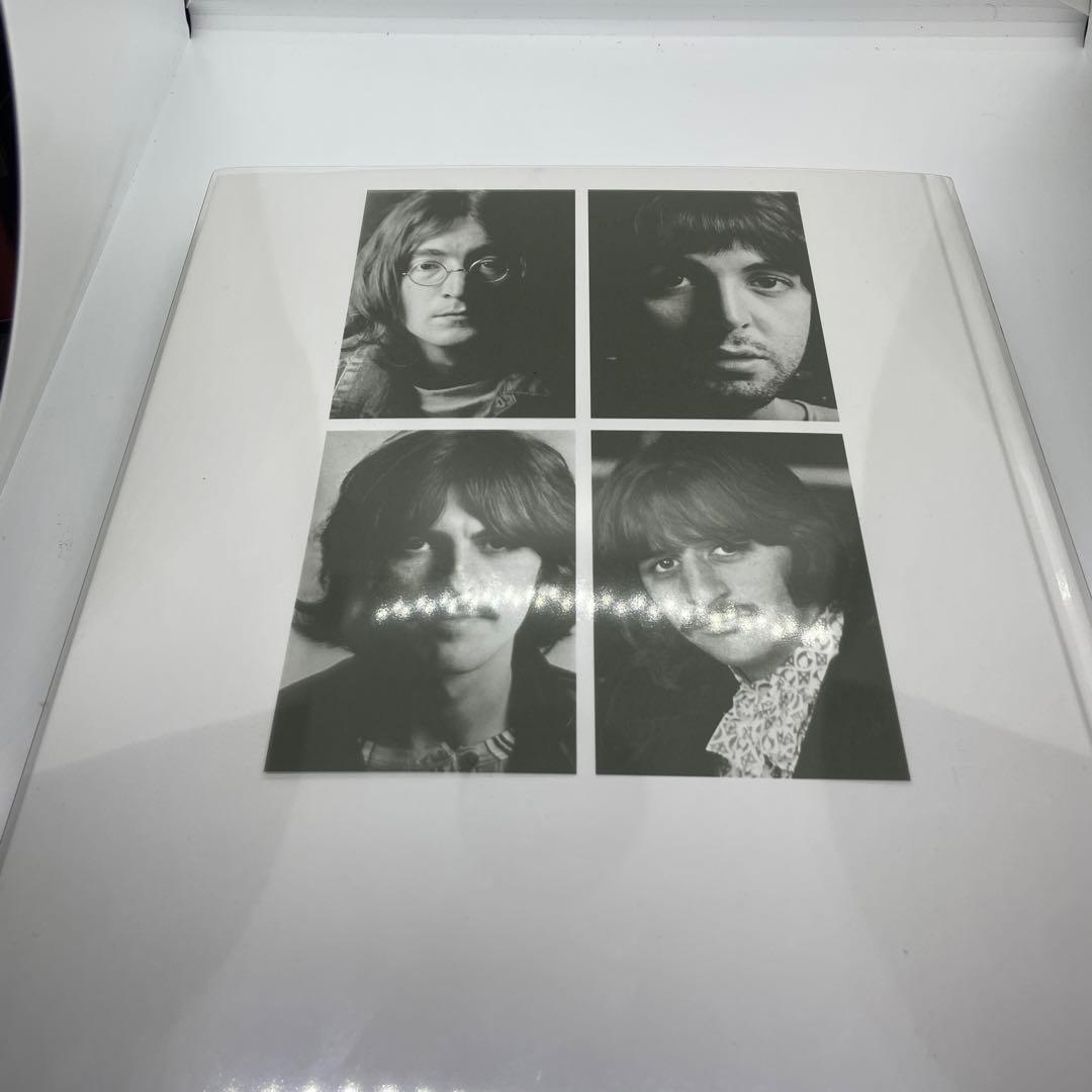 ザ・ビートルズ (ホワイト・アルバム) (スーパー・デラックス・エディション)