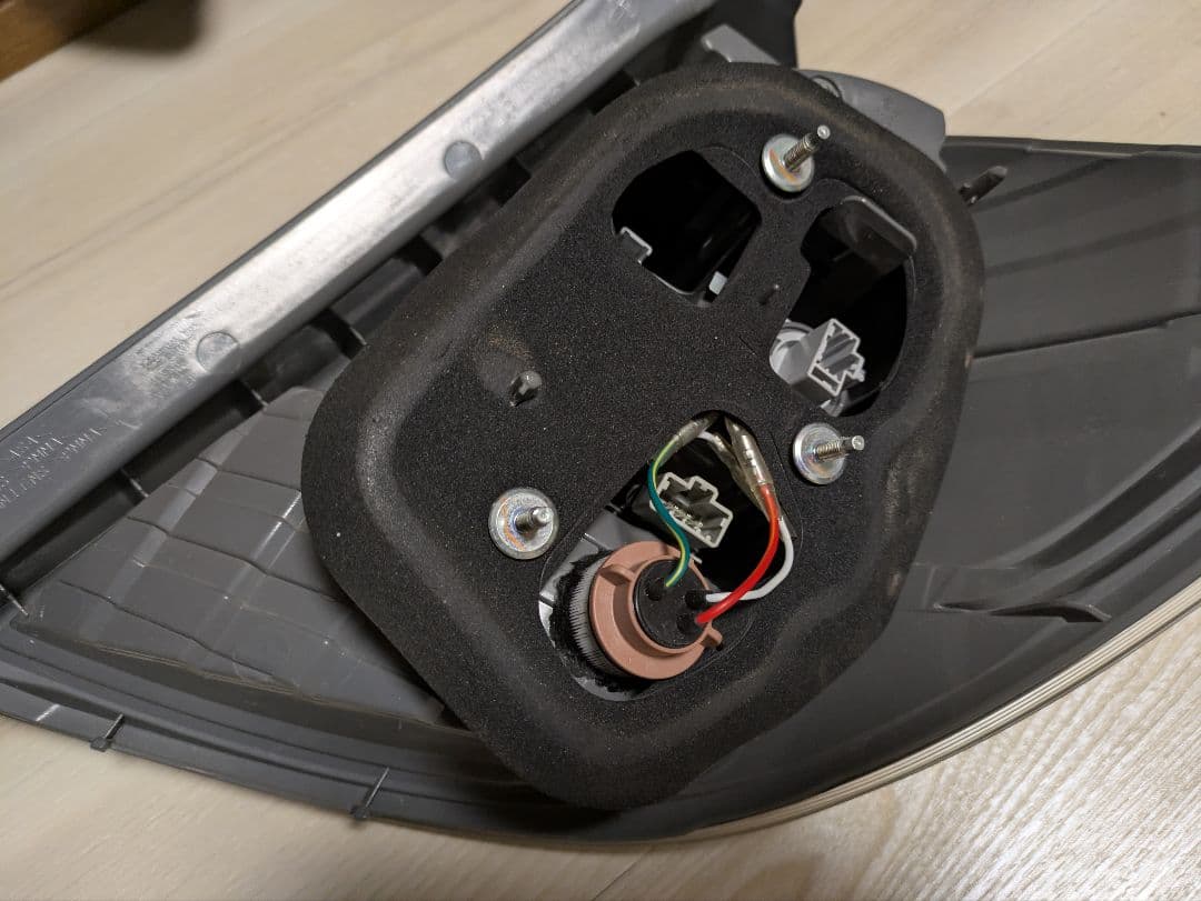 【リフレクター加工品】 中古 GE/GP フィット 純正テールランプ 左右