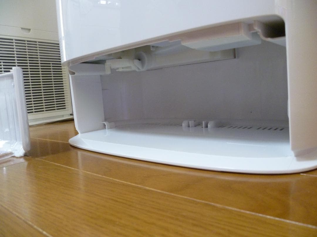 パナソニック Panasonicデシカント方式 衣類乾燥除湿機 F-YZS60