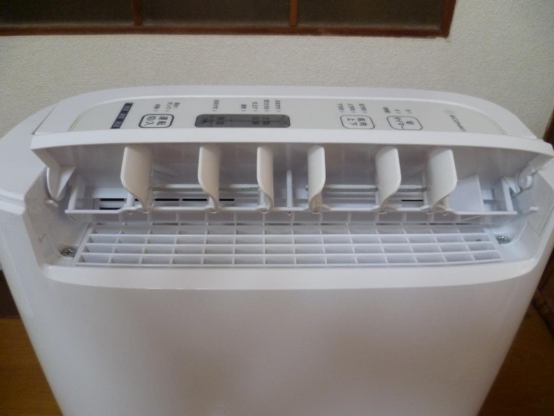 パナソニック Panasonicデシカント方式 衣類乾燥除湿機 F-YZS60