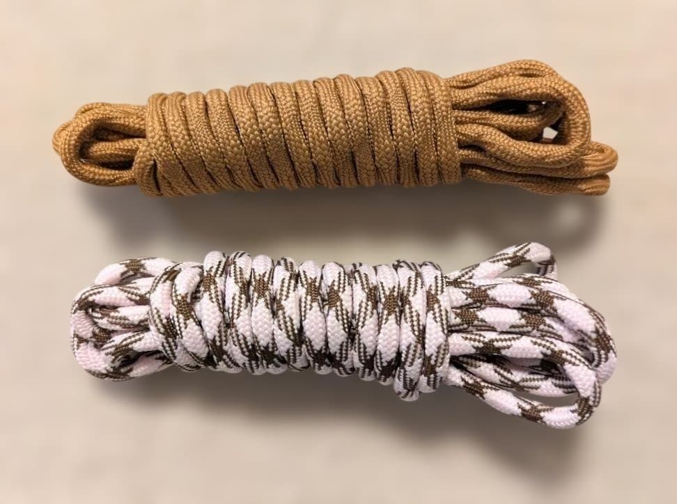 再値下げ！新品KEEN JASPER 22.5cm 色違いのひも付き