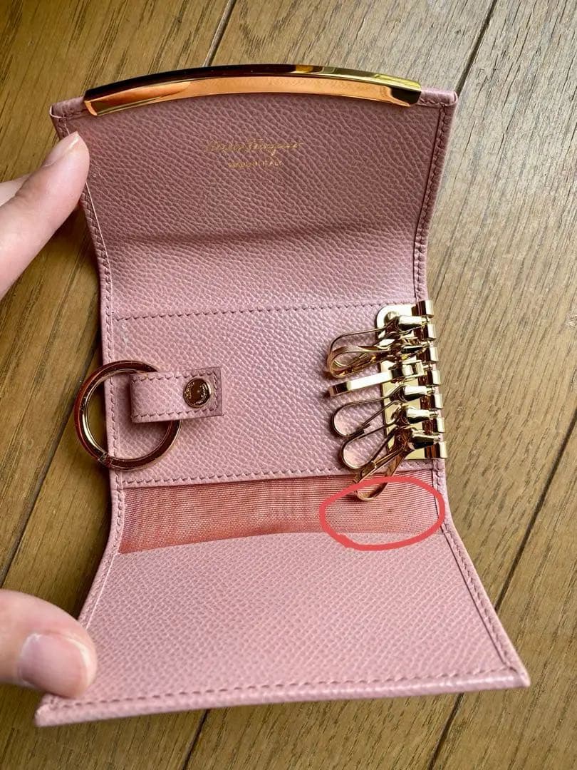 【新品 訳あり】Salvatore Ferragamo フェラガモ キーケース