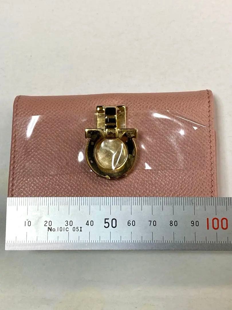 【新品 訳あり】Salvatore Ferragamo フェラガモ キーケース