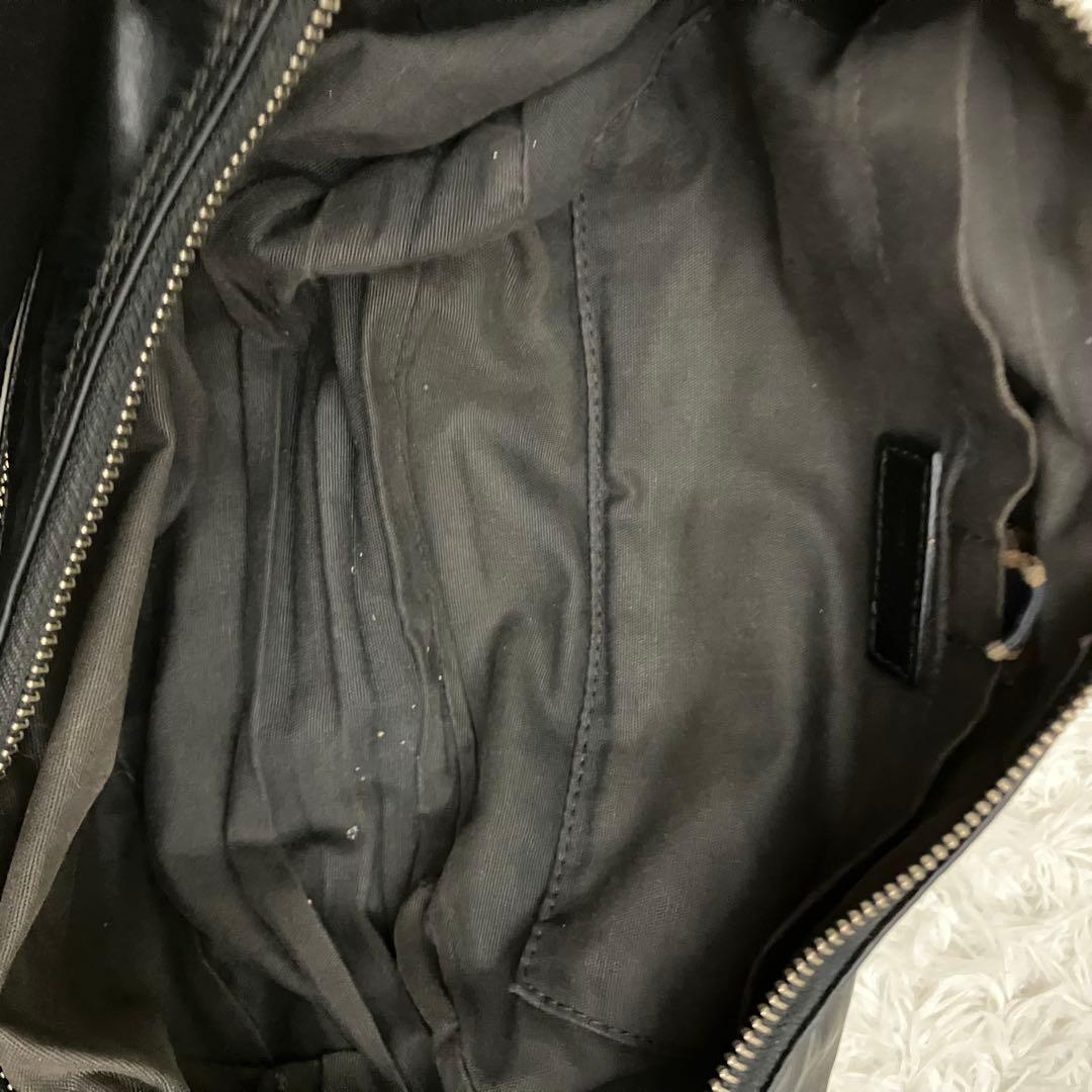 ✨ 高級感✨ダニエル&ボブ ハーフムーン オールレザー　本革　ショルダー 黒