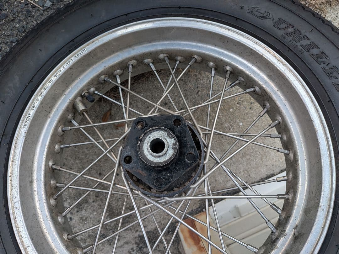 ハーレー　16インチホイールセット