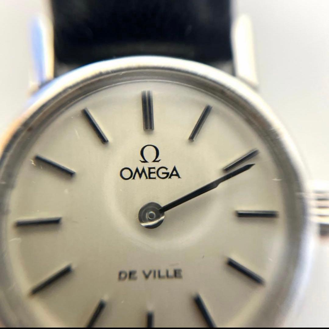 オメガ　手巻き時計　シルバー　ブラック　クロスとポーチ付き