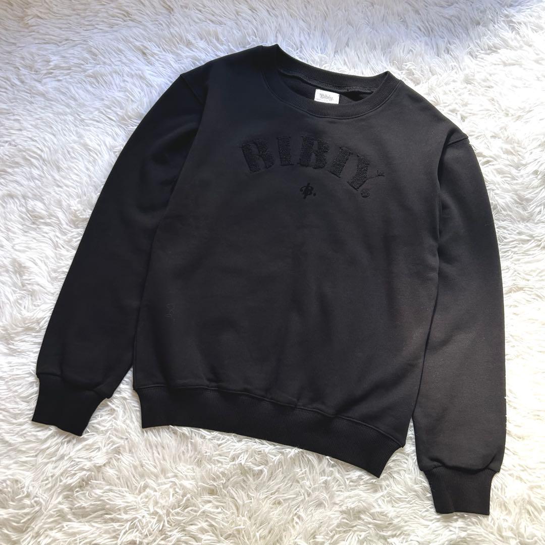 Bibiy. B.GIRLS TOP ロゴスウェット トレーナー　黒　サガラ刺繍