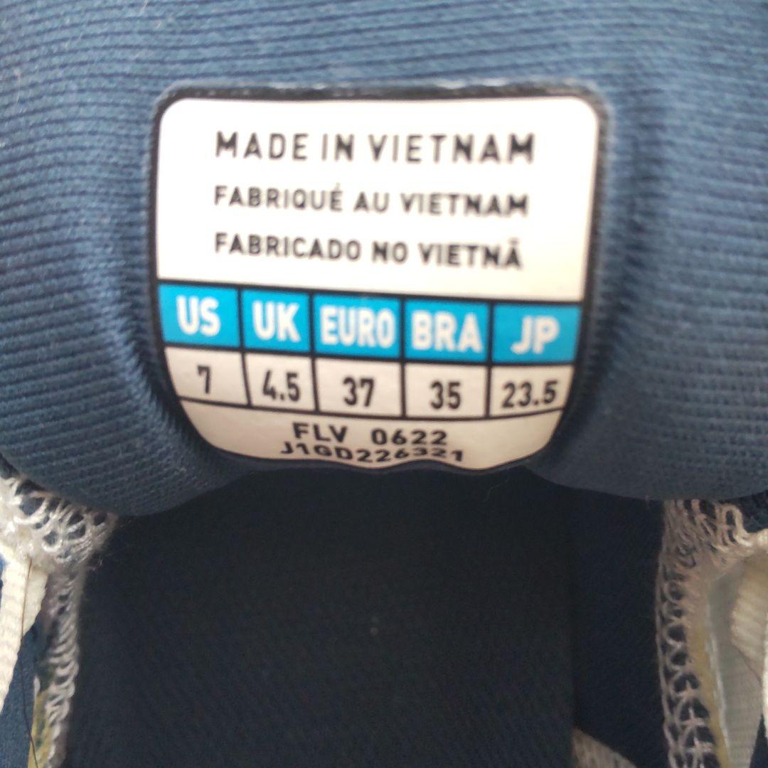 Mizuno ウェブライダー26ホワイト/ネイビー　23.5