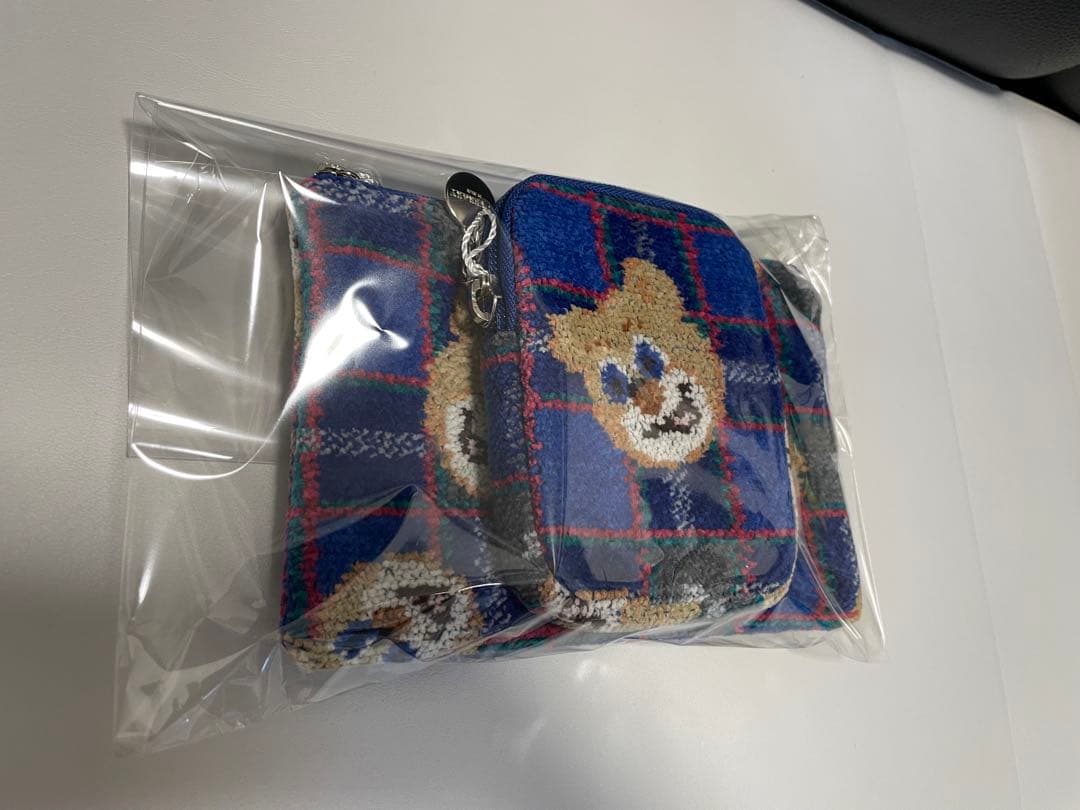 《新品》LOVERARY 神戸タータンテディ　フラットポーチ　チャームポーチ