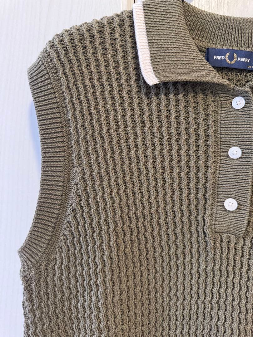 【美品】最終お値下げ中！FRED PERRY フレッドペリー ノースリーブポロ