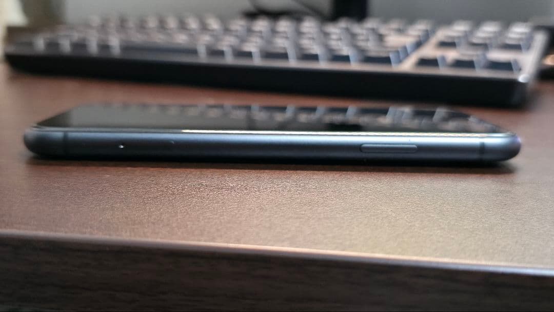 Apple iPhone 11 ブラック 64GB