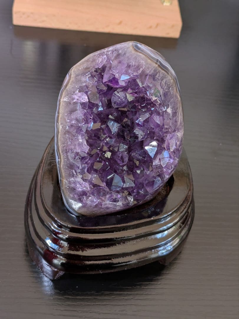 最終価格✨ 高品質✨ アメジストクラスター 木製台座付き