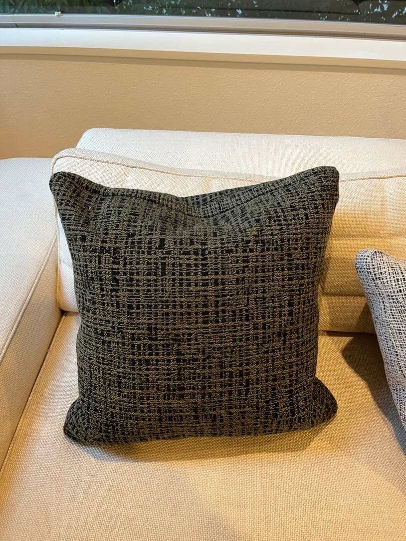 ミノッティ minotti クッション 黒ピローのみ