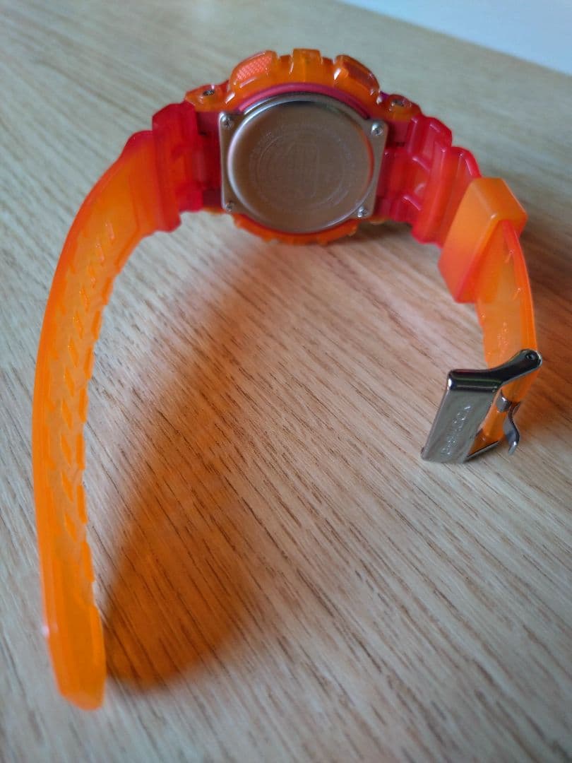 ま*こ様 G-SHOCK G-LIDE 金魚　GAX-100MSA