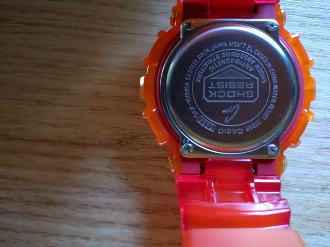ま*こ様 G-SHOCK G-LIDE 金魚　GAX-100MSA