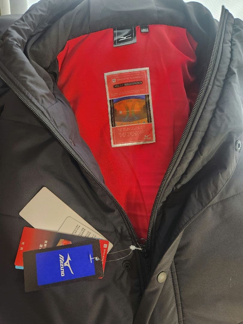 激安　新品　ミズノ　ブレスサーモ　ベンチコート　サイズM