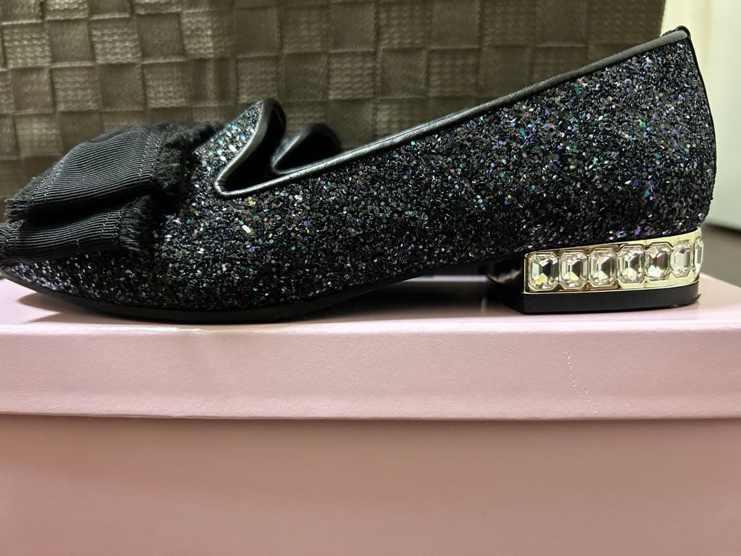 美品　Diana ブラックグリッターフラットシューズ 22.5センチ
