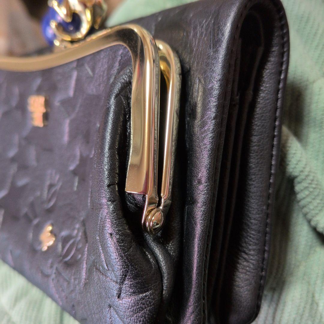 ANNASUI 星型エンボス 二つ折り財布.未使用に近い