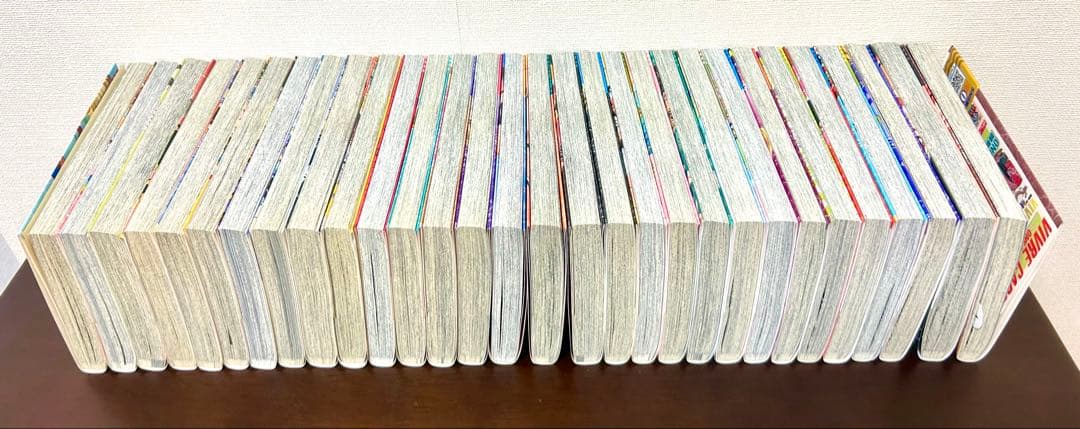 【美品】ONE PIECE全巻 1〜111巻＋特典４点　送料込み　ワンピース