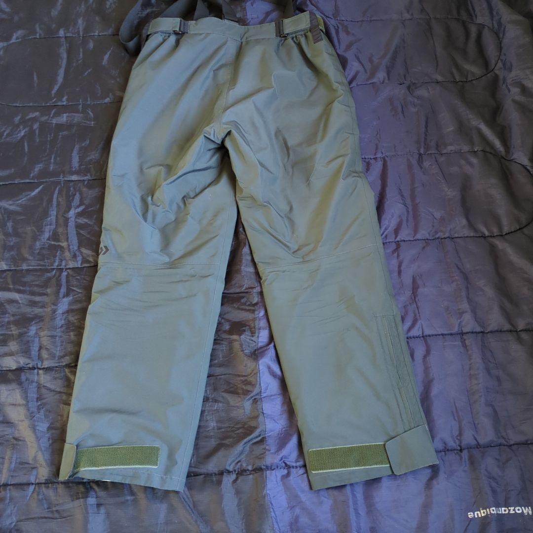 DAIWA　GORE-TEX　ウィンタースーツ　DW-1921　色グリーン