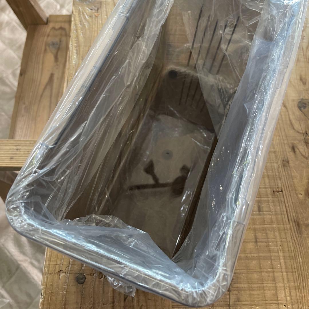 新品未使用2025年3月購入BONIQ コンテナ 7L ブラック