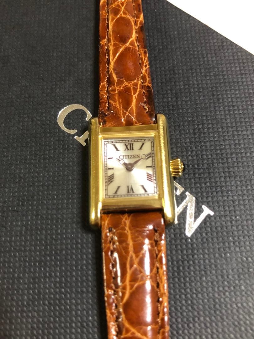 シチズン　kii ソーラー時計　革ベルト新品交換済み