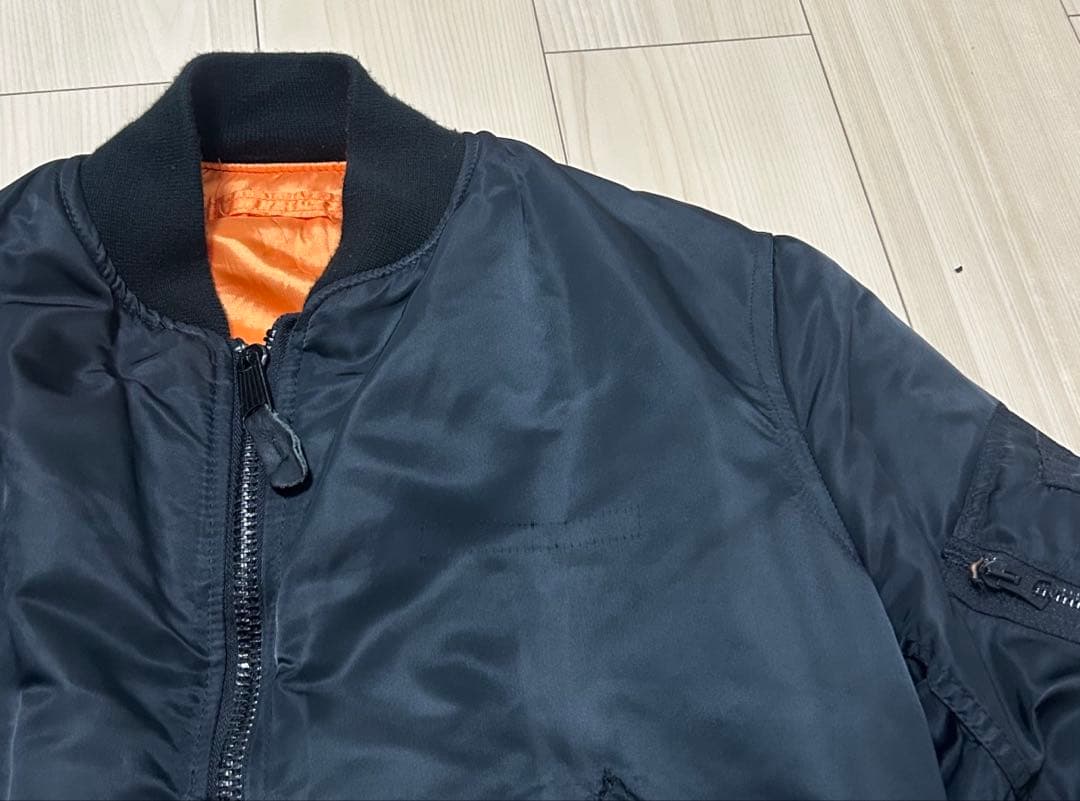 【USA製】AVIREX フライトジャケット MA-1 アーチロゴ　ブラック