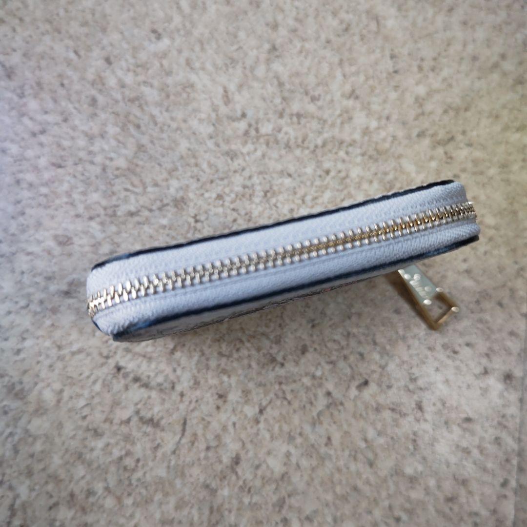 ☆新品未使用☆イアンヌ パル エッフェル塔から花束を 二つ折り財布