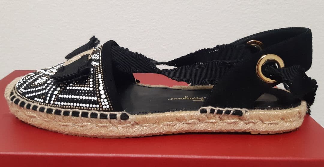 最終値下げ超超美品・サルヴァトーレフェラガモ