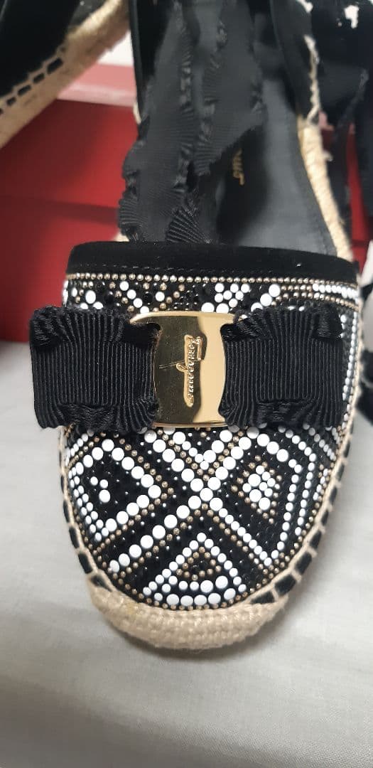 最終値下げ超超美品・サルヴァトーレフェラガモ