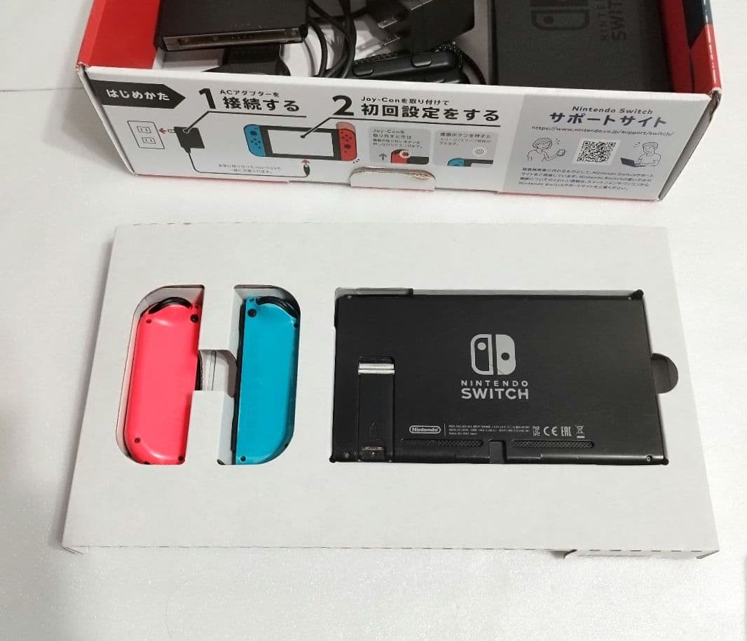 NintendoSwitchネオンレッド4/5