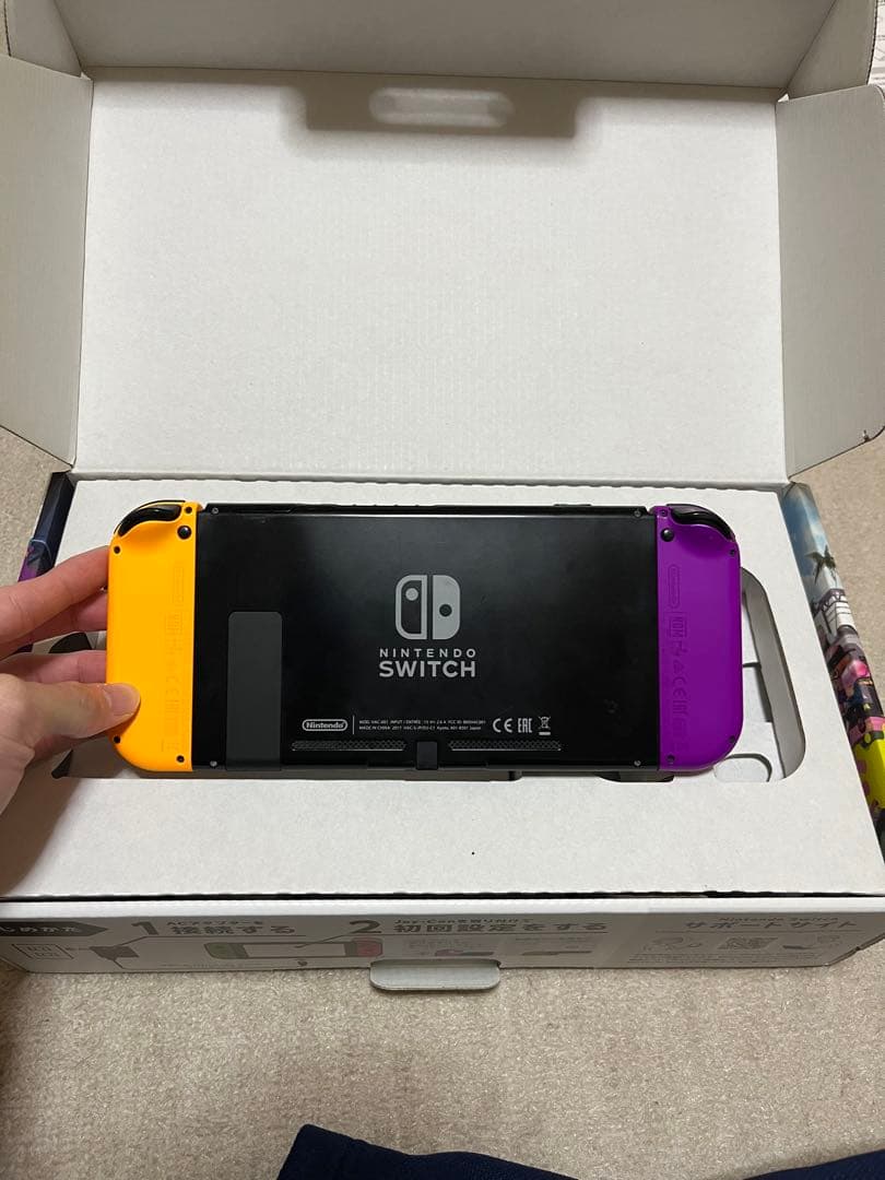 任天堂　switch スプラトゥーン2モデル　※ソフトなし　動作確認済み
