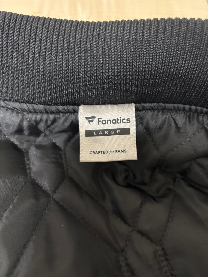 シカゴホワイトソックス ブラックレザー スタジャン