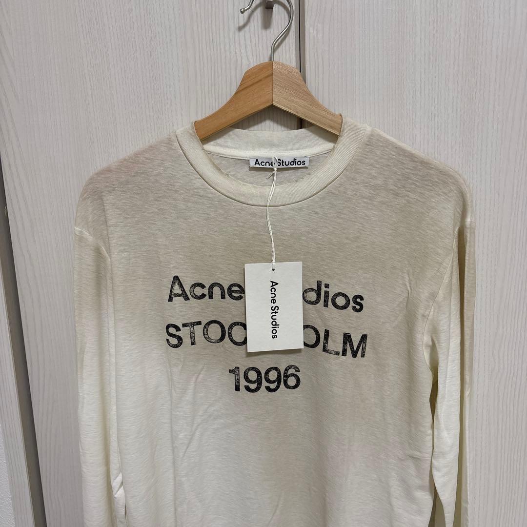 Acne Studios 長袖Tシャツ STOCKHOLM 1996