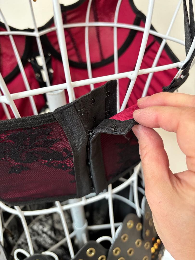 【新品】ベリーダンス衣装★パンツタイプ！ボルドー×ブラック×ゴールド★セット