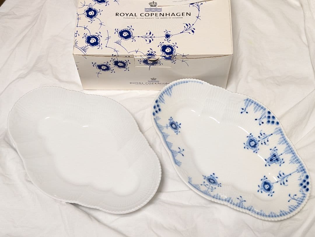 ブ*ル様 ロイヤルコペンハーゲン オーバルディッシュブルーエレメンツ