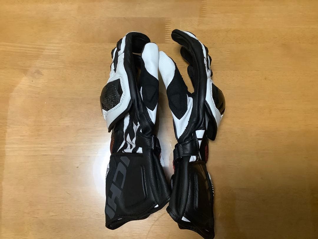 RS TAICHI タイチ レーシンググローブ GP-WRX L 新同 白／黒